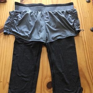 Athleta 2 in 1 Go Getter Knickers